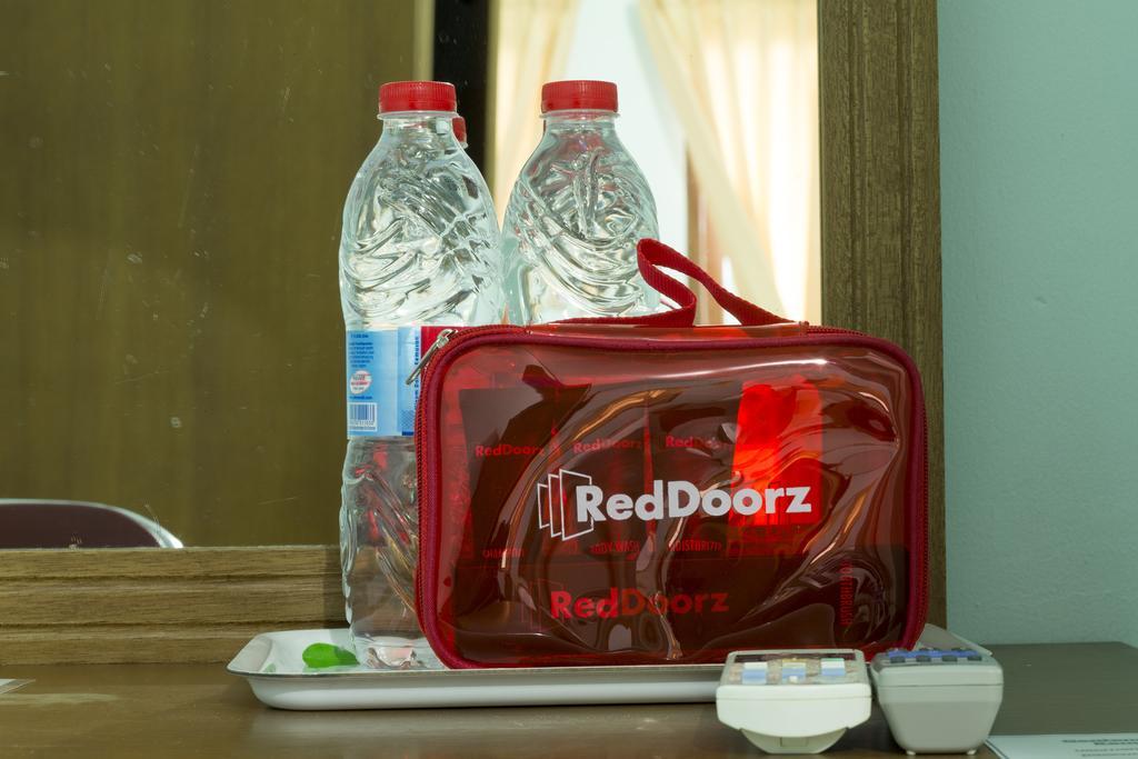Reddoorz Near Cilandak Town Square Hotel Jakarta Eksteriør billede