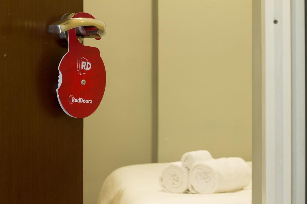 Reddoorz Near Cilandak Town Square Hotel Jakarta Eksteriør billede